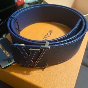Men’s Louis Vuitton belt (brand new with tags)